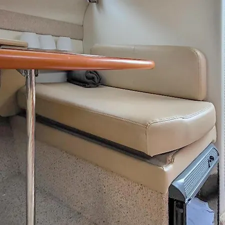 船上ホテル 1 Bedroom Cozy Ship In シュチェチン