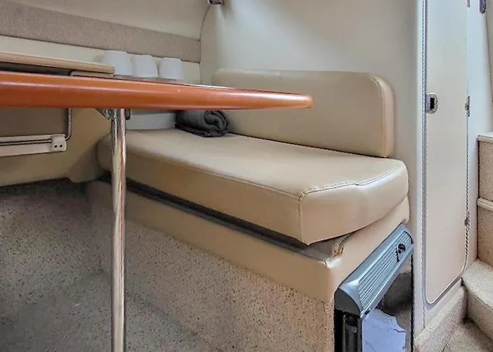 船上ホテル Cozy Ship In シュチェチン